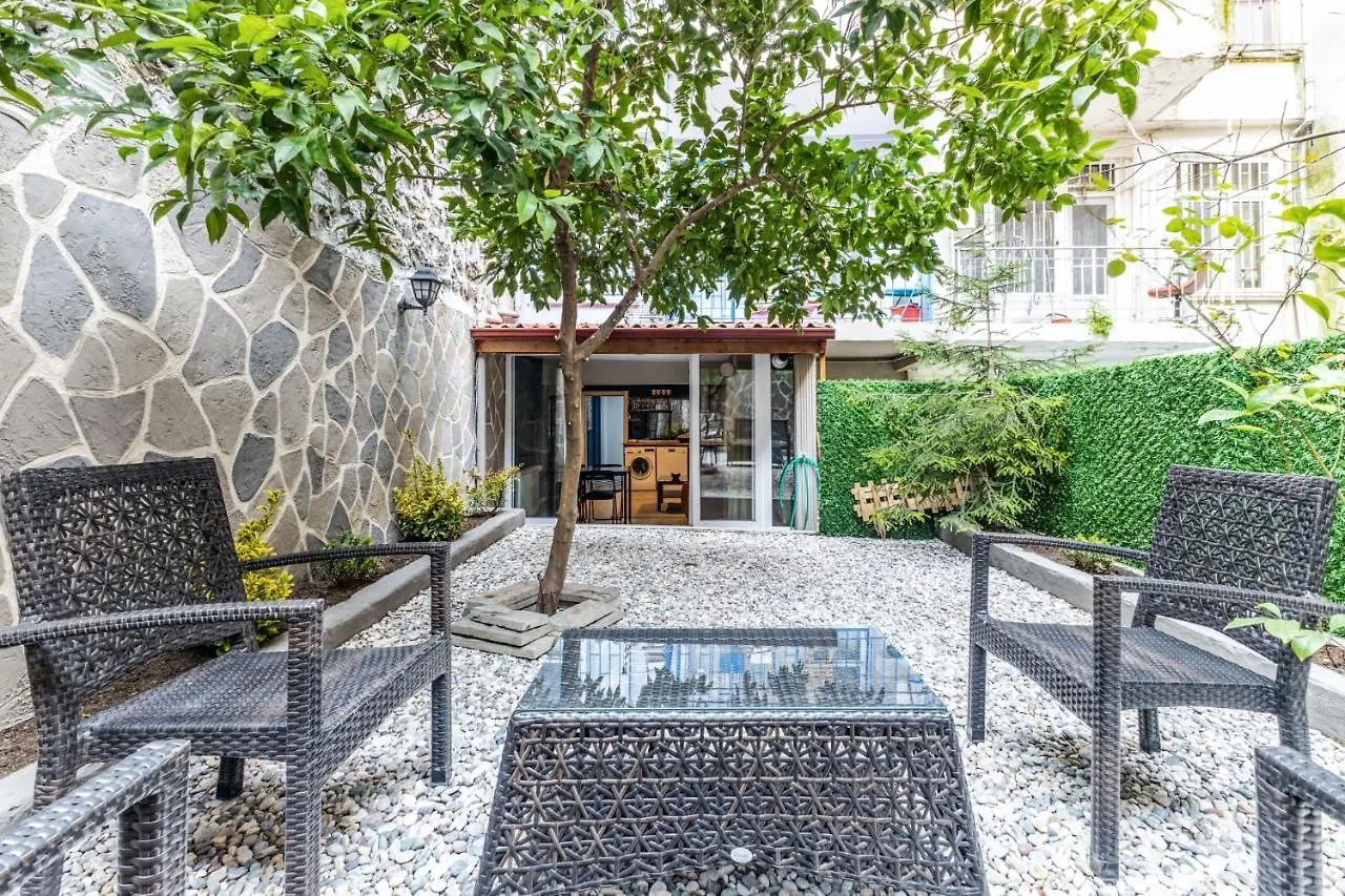 Stylish Fully Furnished Modern Flat In Kadikoey Apartment Istanbul
